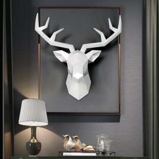 Polygonal deer head on the wall